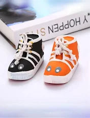 Latex Sneaker Squeaker4 1/2"